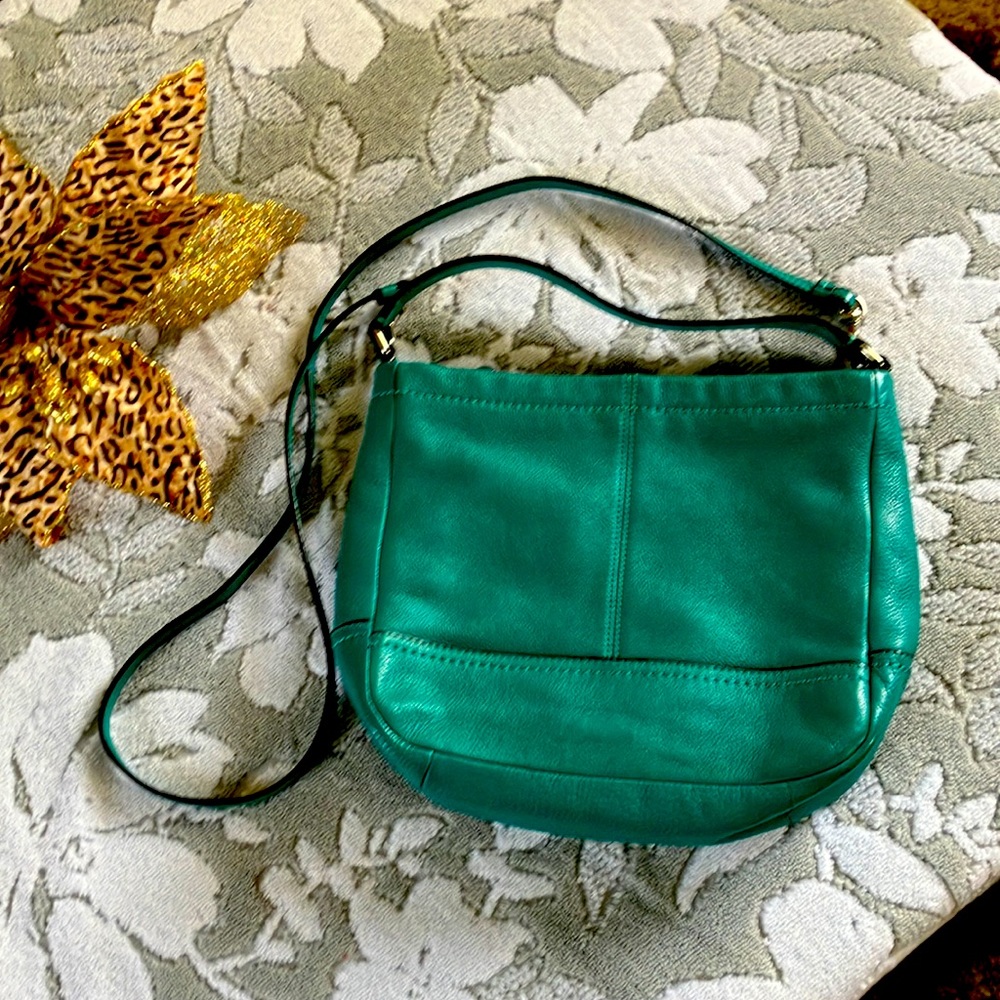 Genuine leather tourquise purse
